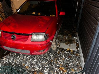 Polo 5 dverove rok 1994-2002 - 2