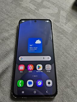 Samsung Galaxy S24 FE - 2