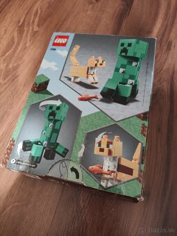 LEGO Minecraft 21156, BigFig Creeper a Ocelot, s krabicou - 2