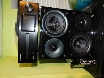 Pioneer HM 86 D - 2
