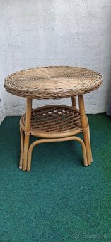 Predám ratanový stolík - 2