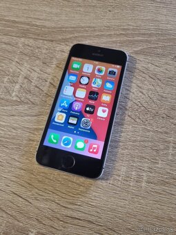 iPhone SE 1 generácie 2016 / 128GB / Dobrý stav - 2