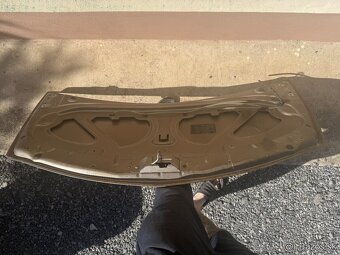 Predná kapota Renault Clio III 3 - 2