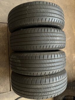 225/65R17 Bridgestone letne - 2