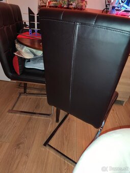 Štyri koženkové stoličky - 2