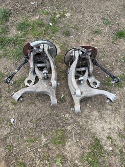 Zavesenia nápravy Q5 - 2