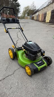 Kosačka s pojazdom Fieldman - 2