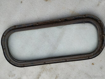 zadne okno Gaz 69 - 2