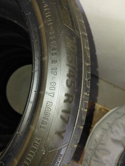 Barum Bravuris 5 HM 225/45 R17 91Y - 2