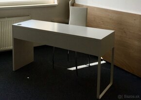 Ikea stôl MICKE 142 x 50 cm - 2