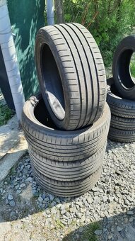 225/40R18. 92Y. Bridgestone letné - 2