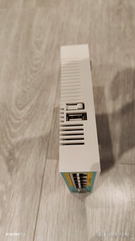 Mikrotik hEX PoE (RB960PGS) - 2