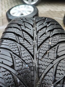 Predám celoročné obutie na vw 205/55R16 rozteč 5x112R16 - 2