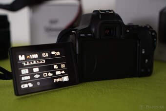 Canon EOS 250D + 18–55mm IS STM + 50mm f/1.8 STM | TOP stav - 2