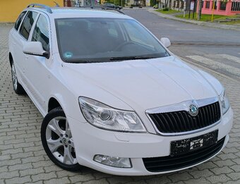 ŠKODA OCTAVIA COMBI 2.0 TDi 103KW CR FAMILY XENON NAVI ŤAŽNÉ - 2