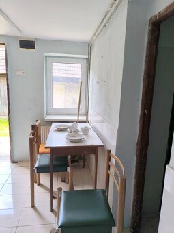 Rodinný dom v Košeci s potenciálom – rekonštrukcia alebo n - 2