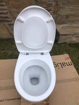 ZÁVESNÉ WC CERSANIT - 2
