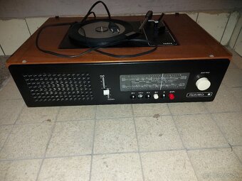 Gramofon Tesla Romeo - 2