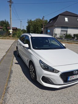 Hyundai i30 CW 1.6 CRDi - 2