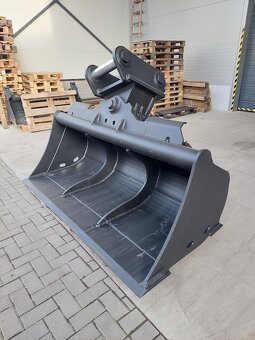 Hydraulická svahovacia lyžica na bager 20-25 ton skladom - 2