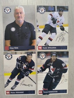 Predám podpísané kartičky HC Slovan Bratislava. - 2