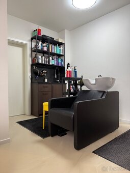 Prenájom kaderníckeho kresla Ilava - 2