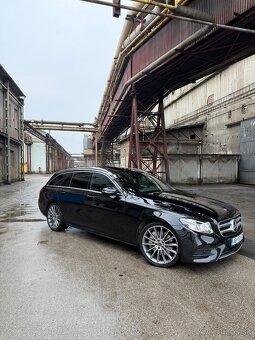 Mercedes-Benz E450 4matic 3.0 270Kw automat - 2