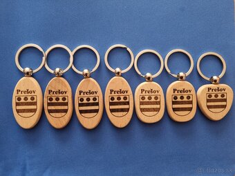 Drevená kľučenka - 2