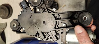 Motorček stieračov ford c max dm2 - 2