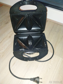 Darujem sendvičovač Philips - 2