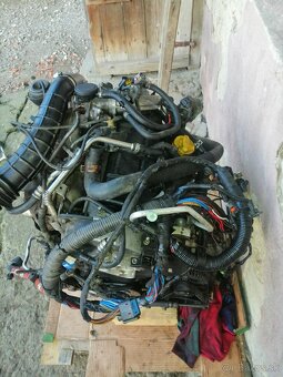 Motor Suzuki Grand Vitara 1.9 DDiS - 2