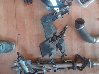 Diely súčiastky na bmw x3 e83 - 2