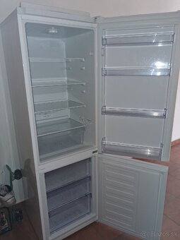 Chladnička s mrazničkou - 2