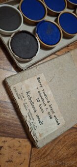 Predám Retro originál farby - 2