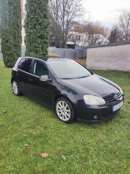 Ponúkam na predaj Golf V - 2