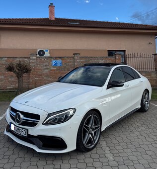 Mercedes c63 - 2