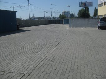 Na prenájom sklad 18m2 BA III - 2