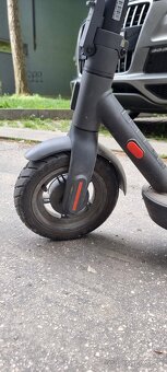 Xiaomi Electric Scooter 4 PRO 2nd Gen - 2