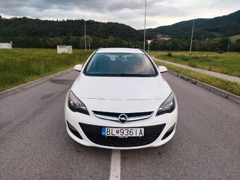 Opel Astra J 1.7 cdti Sports Tourer - 2