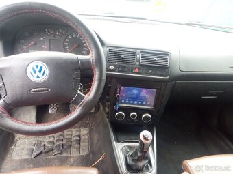 Golf 4 - 2