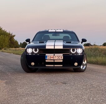 Dodge Challenger 2012 RT 5.7 HEMI vo výbave PLUS - 2