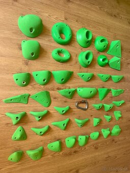 Nové lezecké chyty THEREX Boulder set - 43 kusů - 2