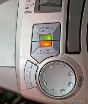 Philips AZ EQULIZER Rádiomagnetofón sieť 230v aj Baterky - 2