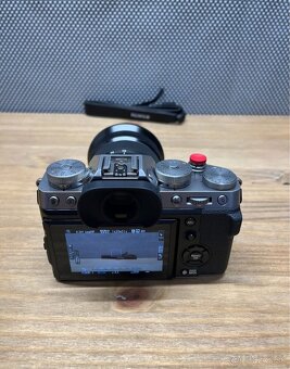 Fujifilm X-T5 - 2