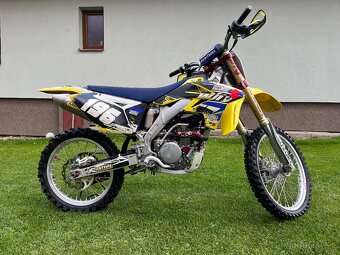 CROSS SUZUKI RM-Z250 - 2