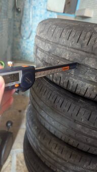Letné pneumatiky 195/65 R15 s diskami - 2