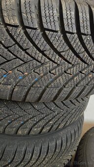 Predam plechove disky 5x112 R16 a zimne pneu - 2