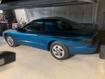 Pontiac firebird 3.4i V6 rok 1993 - 2