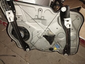 Sťahovačka Octavia 2 pravé predné - 2