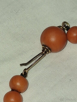 NÁHRDELNÍK Z KORÁLU - 2